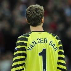 Pujian untuk Van der Sar yang Unik