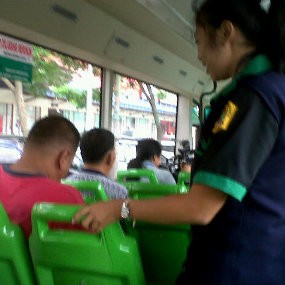 Hari Ini Kopaja AC Operasi Hingga 21.00 WIB