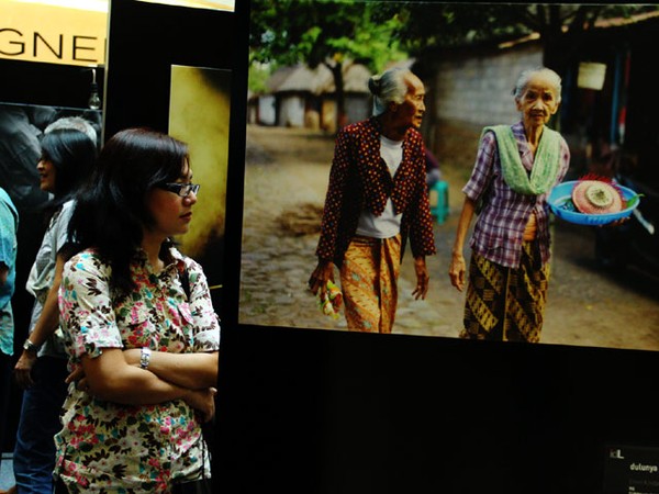 Pameran Foto Komunitas Pengguna Kamera Leica