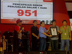 Pecinta New Honda Blade Banjiri Citos