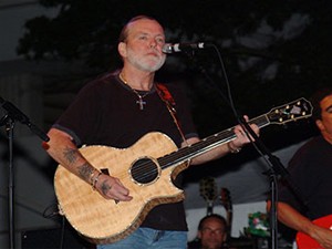 Gregg Allman Batalkan Tur Solo Karena Masalah Kesehatan