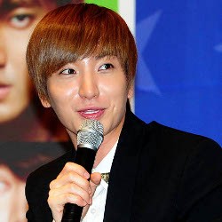 Leeteuk SuJu Ingin Temani Boom Keluar Wamil