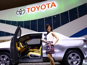 Toyota Merek Mobil Favorit Wanita Indonesia