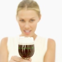Minum Kopi Bisa Memperparah Nyeri Haid