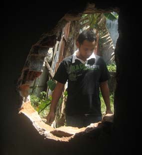Jebol Tembok, Kawanan Garong Bobol Koperasi Simpan Pinjam