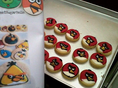 Ramadan, Pukis Hias Angry Birds Ramai Pembeli