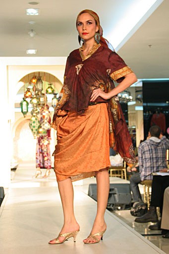 Ian Adrian Festive & Celebration. Wajah Mode in Ramadhan 2012 at Plaza Blok M. Jakarta. [Foto: Mohammad Abduh/Wolipop]