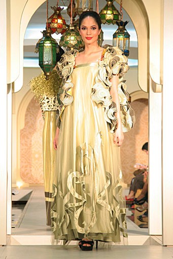 Ian Adrian Festive & Celebration. Wajah Mode in Ramadhan 2012 at Plaza Blok M. Jakarta. [Foto: Mohammad Abduh/Wolipop]