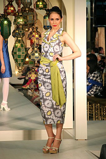 Liza Reza Festive & Celebration.  Wajah Mode in Ramadan 2012 at Plaza Blok M. Jakarta. [Photo by Mohammad Abduh/Wolipop]