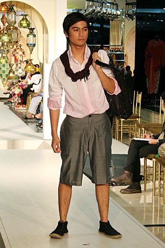 Ali Charisma Festive & Celebration Wajah Mode in Ramadan 2012 at Plaza Blok M. Jakarta. [Foto: Mohammad Abduh/Wolipop]