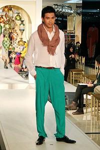 Ali Charisma Festive & Celebration Wajah Mode in Ramadan 2012 at Plaza Blok M. Jakarta. [Foto: Mohammad Abduh/Wolipop]