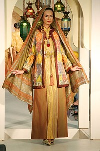 Agnes Budhisurya Festive & Celebration. Wajah Mode in Ramadan 2012. Plaza Blok M. Jakarta. [Foto: Mohammad Abduh/Wolipop]