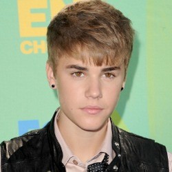 Justin Bieber Harus Patah Hati agar Sukses