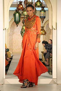 Michael Festive & Celebration. Wajah Mode in Ramadan 2012 at Plaza Blok M. Jakarta. [Photo by Mohammad Abduh/Wolipop]