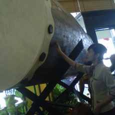 Bedug Raksasa Hiasi Lobby JW Marriott