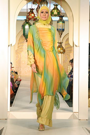 Mia Ridwan Festive & Celebration. Wajah Mode in Ramadan 2012 at Plaza Bolk M. Jakarta. [Photo by Mohammad Abduh/Wolipop]