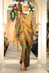 Mia Ridwan Festive & Celebration. Wajah Mode in Ramadan 2012 at Plaza Bolk M. Jakarta. [Photo by Mohammad Abduh/Wolipop]