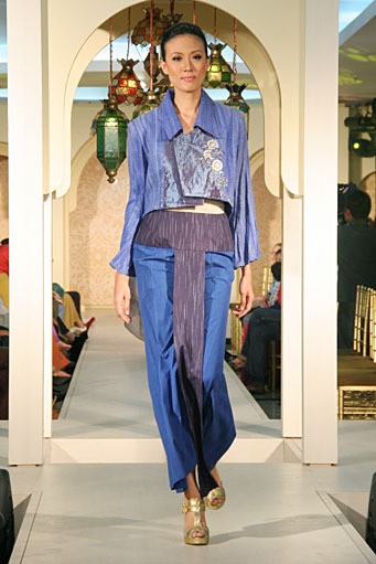 Dandy Hidayat Festive & Celebration. Wajah Mode in Ramadan 2012 at Plaza Blok M. Jakarta. [Photo by Mohammad Abduh/Wolipop]