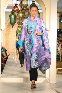 Lia Mustafa Festive & Celebration. Wajah Mode in Ramadan 2012 at Plaza Blok M. Jakarta. [Foto: Mohammad Abduh/Wolipop]