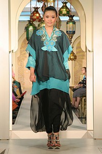 Lia Mustafa Festive & Celebration. Wajah Mode in Ramadan 2012 at Plaza Blok M. Jakarta. [Foto: Mohammad Abduh/Wolipop]
