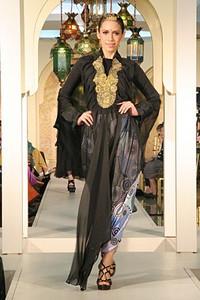 Lia Mustafa Festive & Celebration. Wajah Mode in Ramadan 2012 at Plaza Blok M. Jakarta. [Foto: Mohammad Abduh/Wolipop]