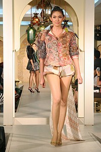 Randy Festive & Celebration. Wajah Mode in Ramadan 2012 at Plaza Blok M. Jaakarta. [Photo by Mohammad Abduh/Wolipop]