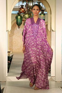 Dina Isfandiari Festive & Celebration. Wajah Mode in Ramadan 2012 at Plaza Blok M. Jakarta. [Photo by Mohammad Abduh/Wolipop]