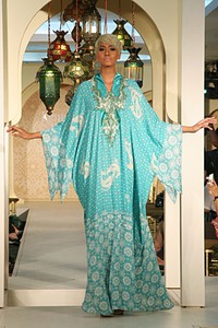 Dina Isfandiari Festive & Celebration. Wajah Mode in Ramadan 2012 at Plaza Blok M. Jakarta. [Photo by Mohammad Abduh/Wolipop]