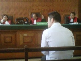 Misteri Kokain di Kado Pernikahan Andhi-Ellisa