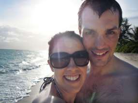 Diserang Hiu, Bulan Madu Pengantin Baru Berakhir Kelabu