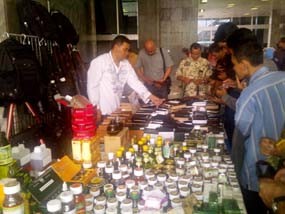 Kemeriahan Bazar Ramadan di Gedung DPR