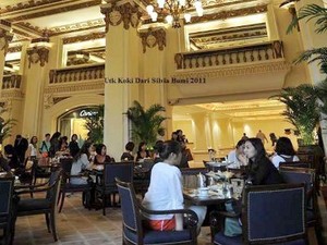 Ngeteh Asyik di The Lobby