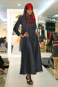 Dewi Syifa Festive & Celebration. Wajah Mode in Ramadan 2012. Plaza Blok M. Jakarta. [Foto: Mohammad Abduh/Wolipop]