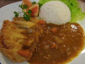Chicken Katsu Kari, Persilangan Jepang dan India 