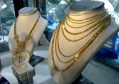 Surabaya Gelar Pameran Perhiasan Internasional 