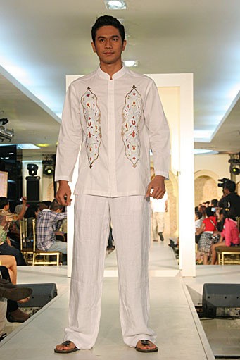 Azura Festive & Celebration. Wajah Mode in Ramadan 2012 at Plaza Blok M. Jakarta. [Photo by Mohammad Abduh/Wolipop]