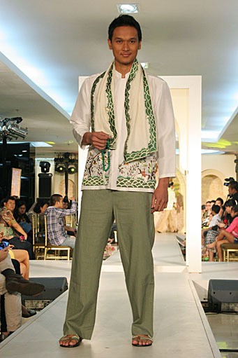 Azura Festive & Celebration. Wajah Mode in Ramadan 2012 at Plaza Blok M. Jakarta. [Photo by Mohammad Abduh/Wolipop]