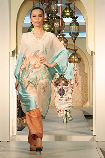 Siti Haida Festive & Celebration. Wajah Mode in Ramadan 2012 at Plaza Blok M. Jakarta. [Photo by Mohammad Abduh/Wolipop]