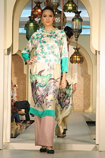 Siti Haida Festive & Celebration. Wajah Mode in Ramadan 2012 at Plaza Blok M. Jakarta. [Photo by Mohammad Abduh/Wolipop]