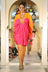 Ari Seputra Festive & Celebration. Wajah Mode in Ramadan 2012 at Plaza Blok M. Jakarta. [Foto: Mohammad Abduh/Wolipop]