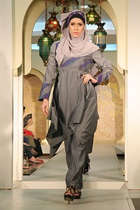 Nieta Hidayani Festive & Celebration. Wajah Mode in Ramadan. Plaza Blok M. Jakarta. [Foto: Mohammad Abduh/Wolipop]