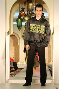 Dian Pelangi Festive & Celebration. Wajah Mode in Ramadan 2012 at Blok M Square. Jakarta. [Foto: Mohammad Abduh/Wolipop]