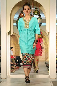 Ari Seputra Festive & Celebration. Wajah Mode in Ramadan 2012 at Plaza Blok M. Jakarta. [Foto: Mohammad Abduh/Wolipop]