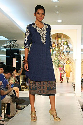 Ari Seputra Festive & Celebration. Wajah Mode in Ramadan 2012 at Plaza Blok M. Jakarta. [Foto: Mohammad Abduh/Wolipop]