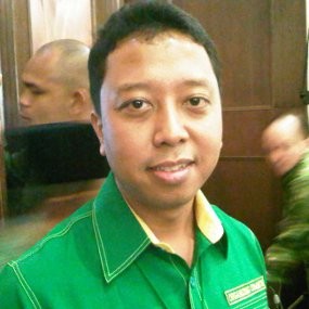 Arwani Gantikan Romahurmuziy Jadi Sekretaris FPPP DPR