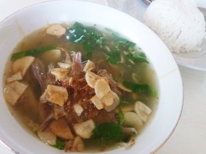 Yuk, Berbuka dengan Soto Kudus Sedap Gurih!