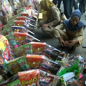 Pedagang Parcel di Tiga Kawasan Dirazia