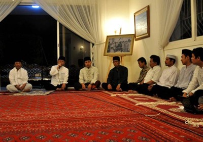 Imam Besar Mesjid Istiqlal Beri Tausiah di Maroko