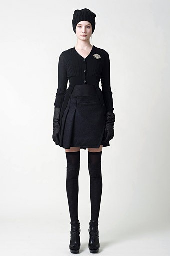 Vera Wang, Pre-fall/Winter 2011. New York Fashion Week 2011. [Dok. Vera Wang]