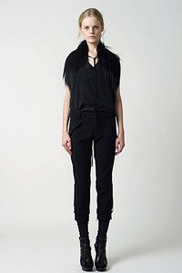 Vera Wang, Pre-fall/Winter 2011. New York Fashion Week 2011. [Dok. Vera Wang]